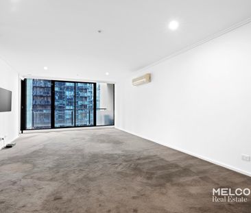 MODENLY RENOVATED LARGE TWO BEDROOM IN SOUTHBANK – UNFURNISHED - Photo 2
