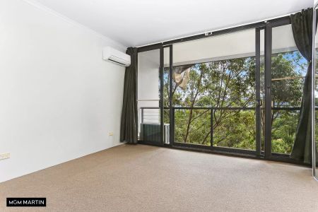 MGM MARTIN - TWO BEDROOM APARTMENT - Photo 2