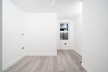 High Street, Braintree - Photo 3