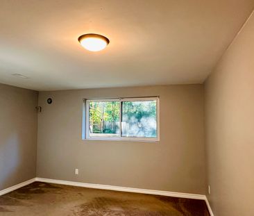 For Lease - 35 Harland Crescent, Ajax, Ontario - Photo 3