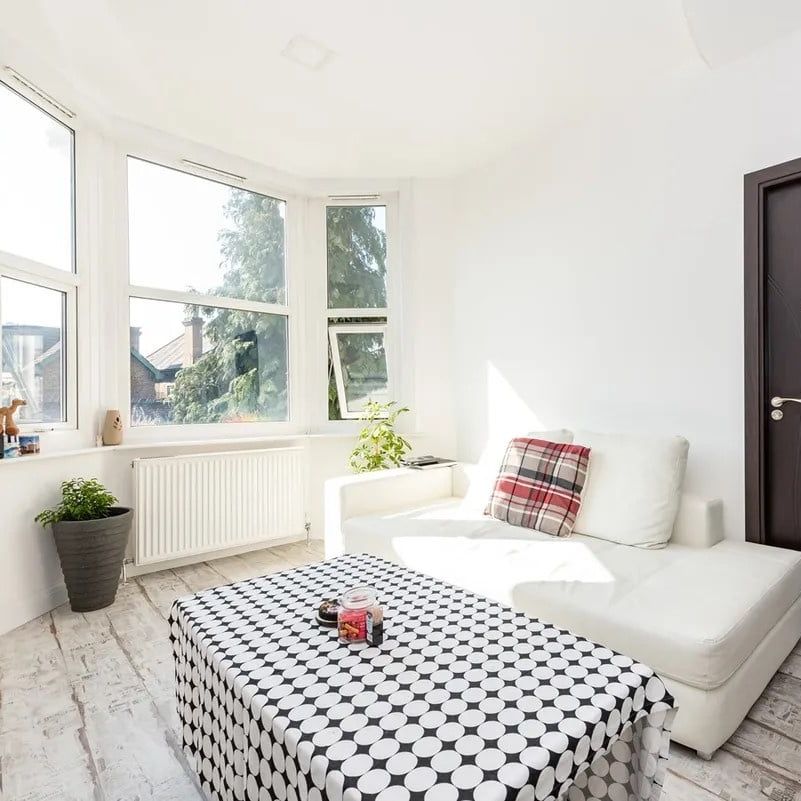 2 Bed Flat, Brigstock Road, CR7 - Photo 1