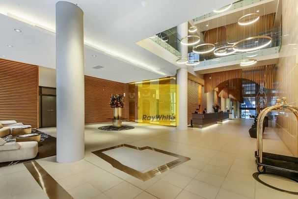 FULLY FURNISHED DESIGNER STUDIO APARTMENT - Photo 1