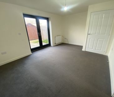 Woodfield Way, Doncaster, Balby - Photo 1
