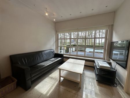 Zeer rustig gelegen villa op royaal perceel - Photo 2