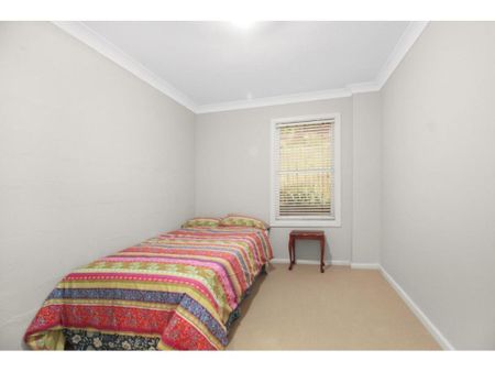 24 Elizabeth Street, Mangerton, NSW 2500 - Photo 2