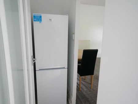 201 Caernarfon Road - Photo 2