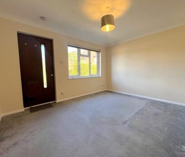 Guernsey Close, Guildford, Surrey, GU4 - Photo 2