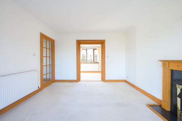 4 bedroom detached house to rent - Photo 1