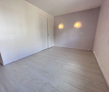 Location Appartement 2 pièces 49m² - Photo 4
