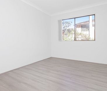 4/32-33 Park Avenue, Westmead. - Photo 3