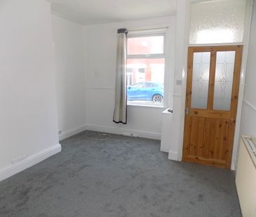 Broughton Avenue, Blackpool - Photo 5