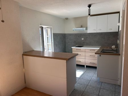 Appartement T3 CHAUSSIN à louer - Photo 2