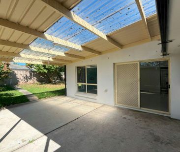 8 Station Road - Photo 4