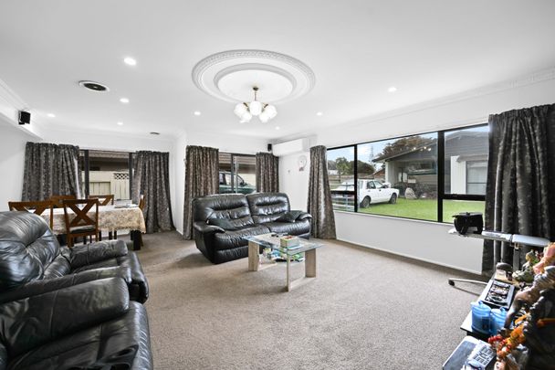 Exceptional 4-Bedroom Family Home for Lease in Pukete, Hamilton. - Photo 1