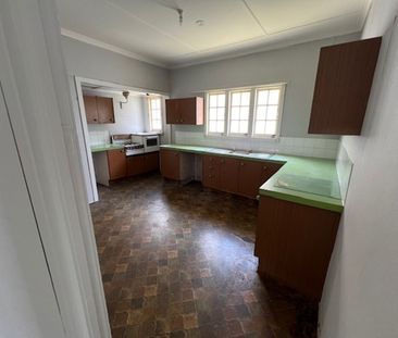 CENTRAL MOOROOKA LOCATION - Photo 4