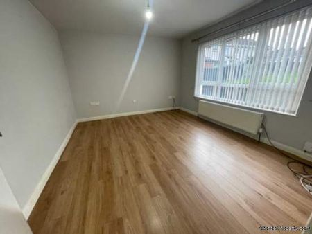 3 bedroom property to rent in Craigavon - Photo 3