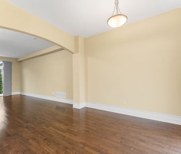 For Lease - 212 Accolade Private, South of Baseline to Knoxdale, On... - Photo 1