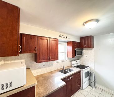 For Lease - 292 Poyntz Avenue, Toronto, Ontario - Photo 3