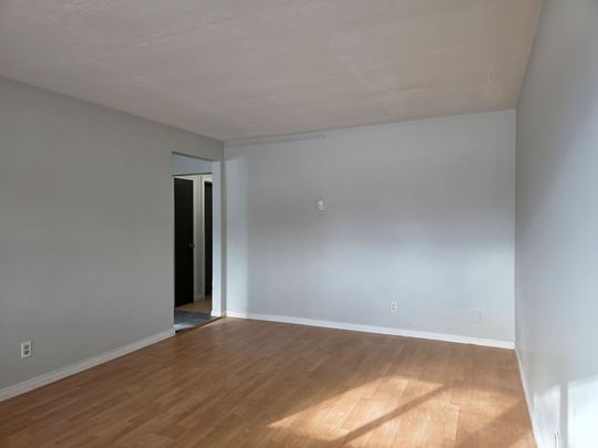 For Lease - 362 Grey Street Unit# 2, Brantford, Ontario - Photo 1