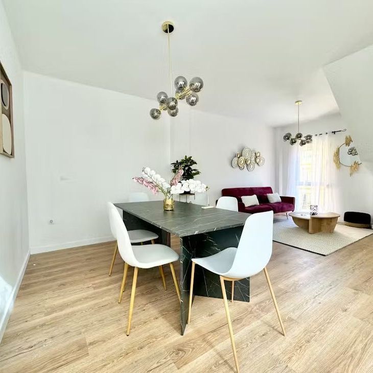 Plaza de Pepe Mena, Málaga, Andalusia 29012 - Photo 1