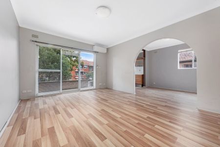 Unit 1/4 Noble Street, - Photo 2