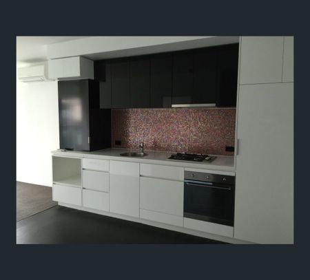 N1009/241 Harbour Esplanade, Docklands, Vic 3008 - Photo 3