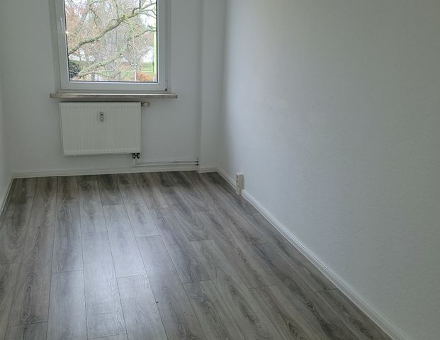 5-Zimmerwohnung mit Balkon & 2 Bädern! - Foto 1