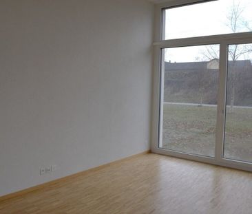 Ultra-modern living studio in loft style - Photo 2