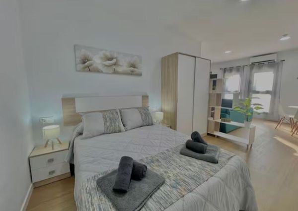 Alquiler de estudio en C/mar Cantábrico, 1