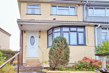 3 bedroom semi-detached house to rent - Photo 5