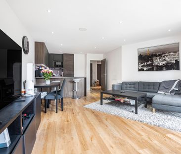 24 Aerodrome Road - Photo 3