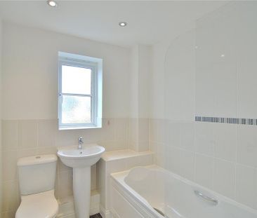 3 bedroom terraced house to rent - Photo 5
