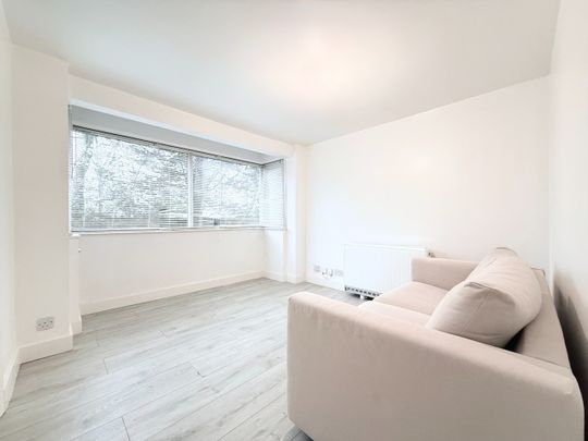 1 Bed Flat, Wanstead, E11 - Photo 1