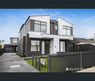 2/15 Cutts Street, Sunshine North, Vic 3020 - Photo 2