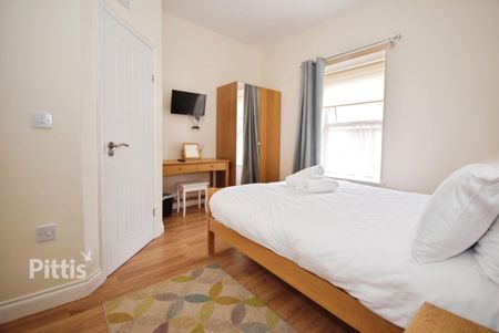 2 bedroom apartment to rent - Photo 4