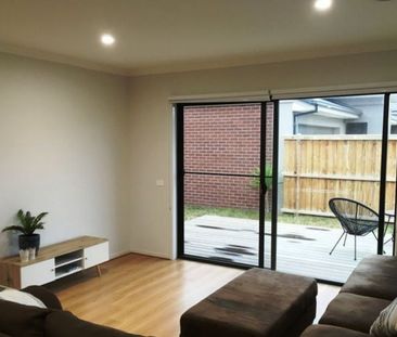 Stylish Family Home in Prime Armstrong Creek Location - Photo 4