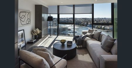 Glorious NE facing Penthouse with sweeping river views - Photo 2