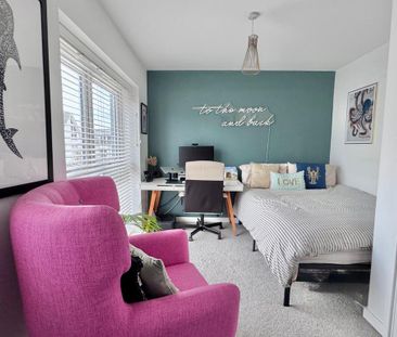 3 bedroom terraced house to rent - Photo 3