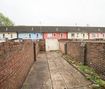 Coronation Terrace, Great Yarmouth - Photo 2