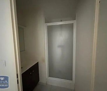 Appartement à louer 4 pièces 74m² - Photo 2