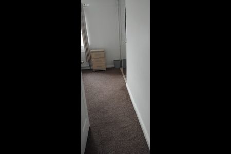 2 Bed Terraced House, Solway Road North, LU3 - Photo 3