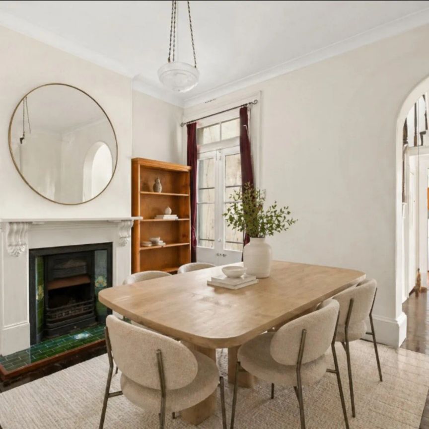 Charming terrace with space & lifestyle in Chippendale's creative hub - Photo 1