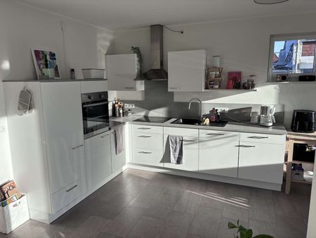 Schöne freundliche Etagenwohnung mit Süd-Loggia im Zentrum von Bünde !! - Photo 4