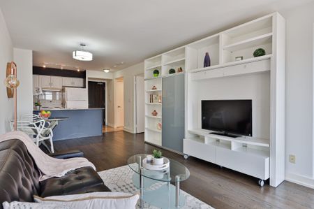 For Lease - 210 Victoria Street Unit# 4205, Toronto, Ontario - Photo 3