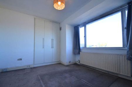 London Road, Staines-upon-thames, TW18 - Photo 4