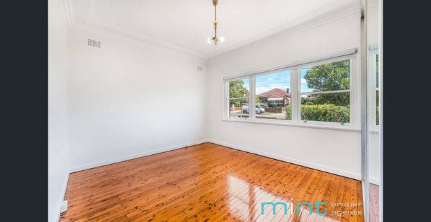 Family Home - Photo 1