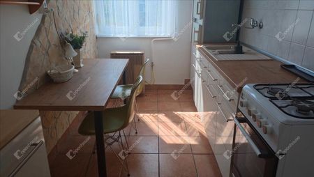 Kiadó jó állapotú lakás - Debrecen - Fotó 4