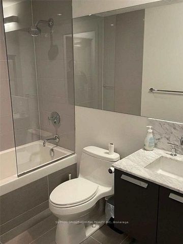 For Lease - 50 Charles Street Unit# 3909, Toronto, Ontario - Photo 5