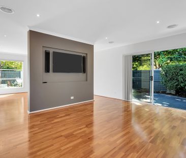 Expansive living in the Inner North - Photo 3