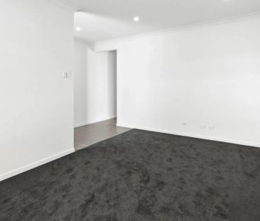 Spacious Family Home - Photo 3